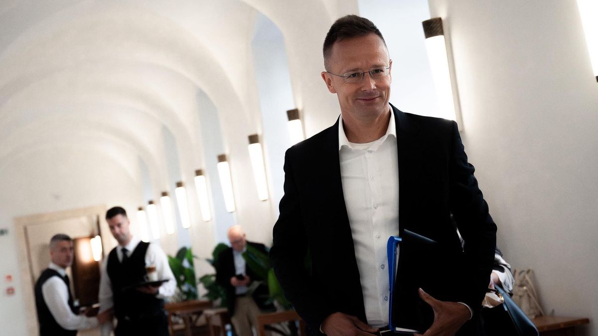 Szijjártó Péter üdvözölte az amerikai–orosz tárgyalásokat