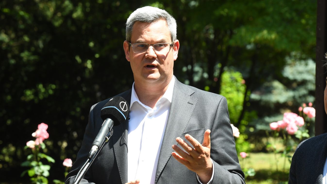 Takács Péter egészségügyi államtitkár