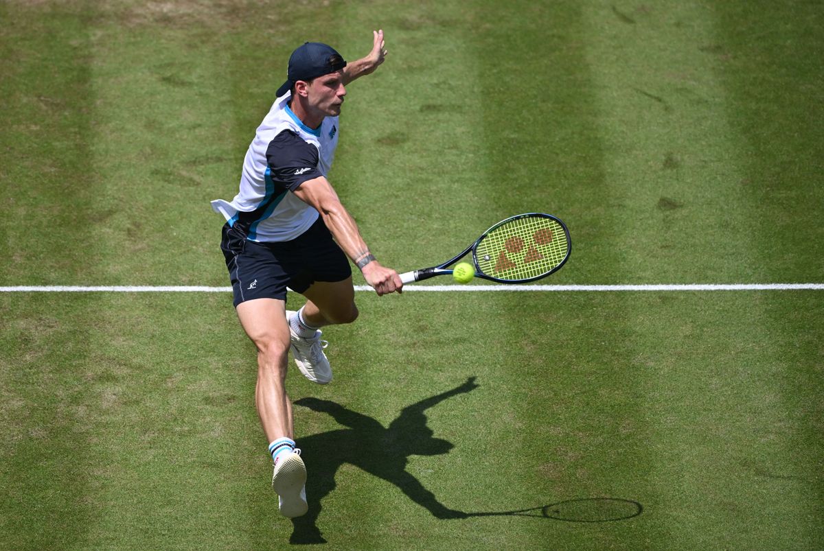 13 June 2025, Baden-Württemberg, Stuttgart: Tennis, ATP Tour - Stuttgart, Singles, Men, Quarterfinals. Fucsovics (Hungary) - Fritz (USA). Marton Fucsovics in action. Photo: Marijan Murat/dpa (Photo by MARIJAN MURAT / dpa Picture-Alliance via AFP)