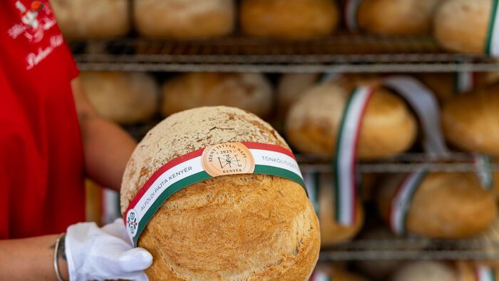 Augusztus 20. Magyar Ízek Utcája Szent István-napi program Magyarok kenyere kenyér