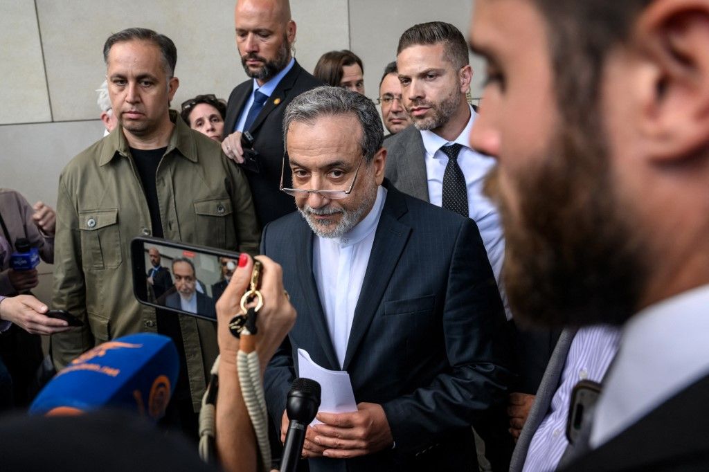 Iran's Foreign Minister Abbas Araghchi leaves after a meeting on Tehran's nuclear programme, with Germany's Foreign Minister, France's Minister for Europe and Foreign Affairs, European Union High Representative for Foreign Affairs and Security Policy and Britain's Foreign Secretary at the Intercontinental Hotel in Geneva on June 20, 2025, aside of a meeting of European Foreign Ministers, as European countries call for de-escalation of tensions after Israeli bombings aimed at breaking Iranian nuclear program. Top European diplomats are set to meet with Iran's Foreign Minister Abbas Araghchi in Geneva on June 20 to discuss Iran's nuclear programme. (Photo by Fabrice COFFRINI / AFP)