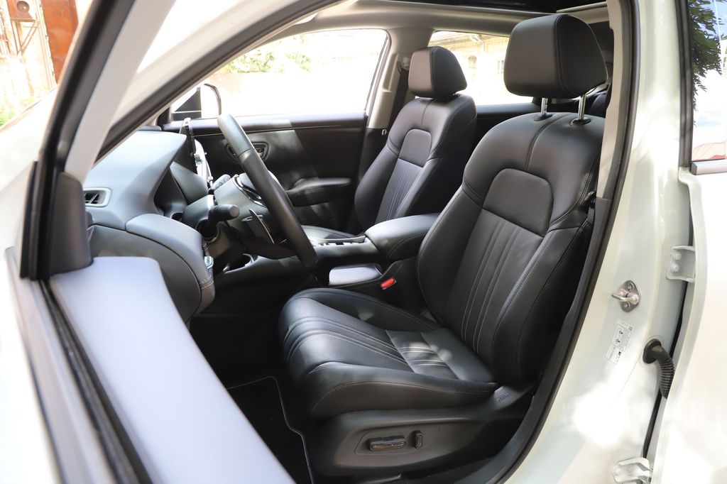 Honda Civic e:HEV - Honda ZR-V e:HEV összehasonlítás