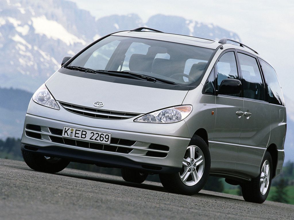 Toyota Previa története