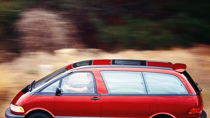Toyota Previa története