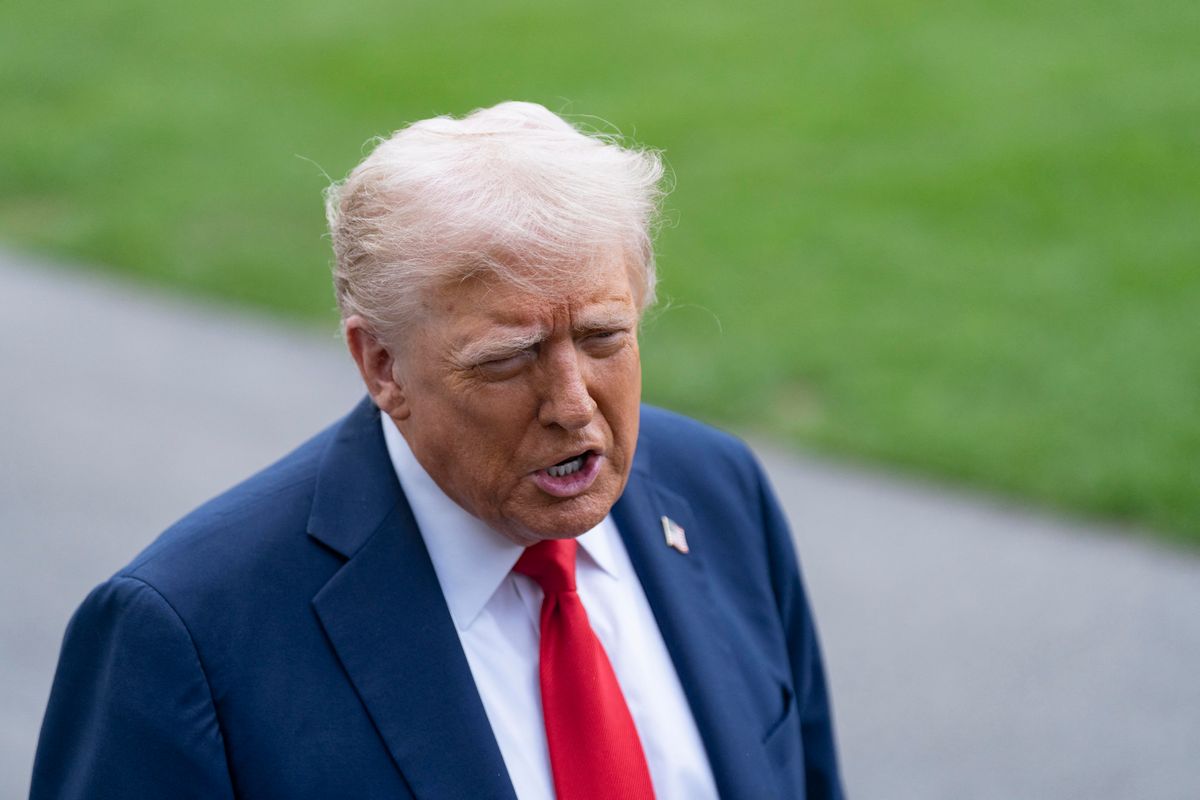 Trump elkötelezte magát a szövetségesek mellett 