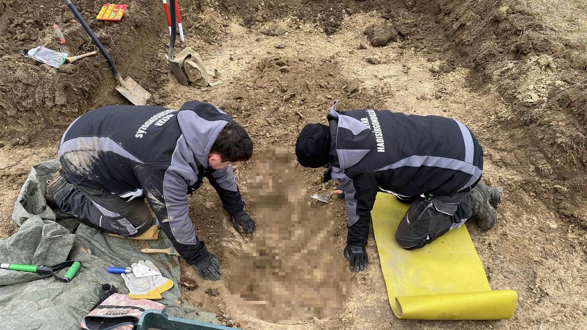 Világháborúban elesett katona maradványait tárták fel Kecskeméten