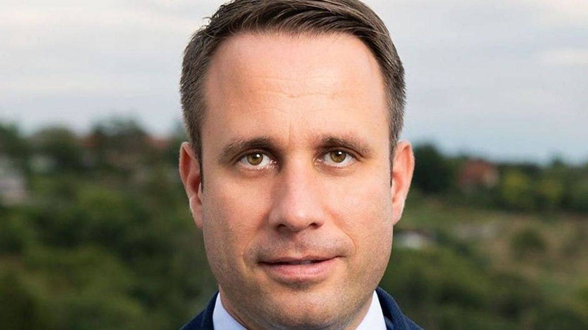 Dömötör Csaba: A Tisza-adó szálai Brüsszelbe vezetnek