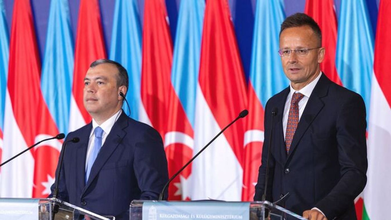 Peter Szijjarto, Minister of Foreign Affairs and Trade, and Sahil Babayev, Azerbaijan’s Finance Minister (Photo: Attila Polyak)