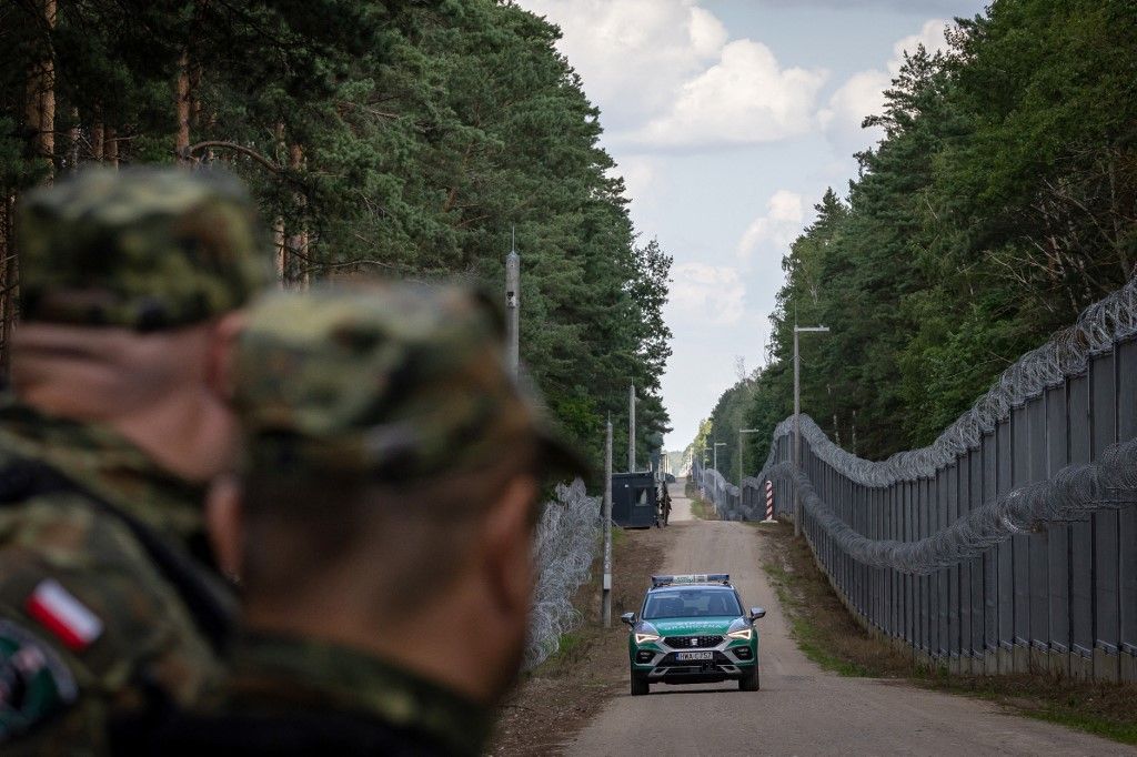 Lengyelország felszólítja állampolgárait, hogy haladéktalanul távozzanak Belarussziából (Fotó: WOJTEK RADWANSKI / AFP)