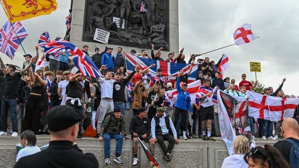 Migránsbűnözés és feszültség: ezért robbantak ki a brit tüntetések + videó