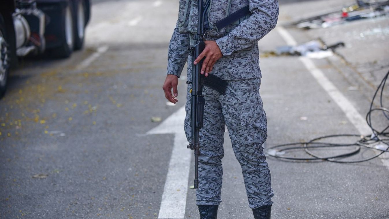 Kolumbiai rendőr (Fotó: AFP)
