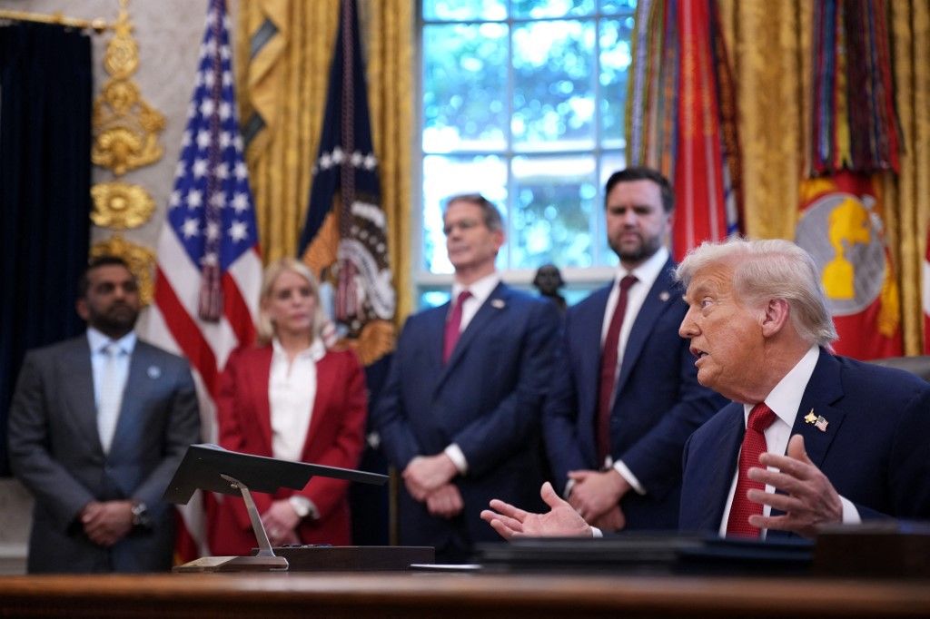 Donald Trump amerikai elnök újabb határozatot írt alá, amely lehetővé teszi a Tik-Tok amerikai működését  Fotó: AFP