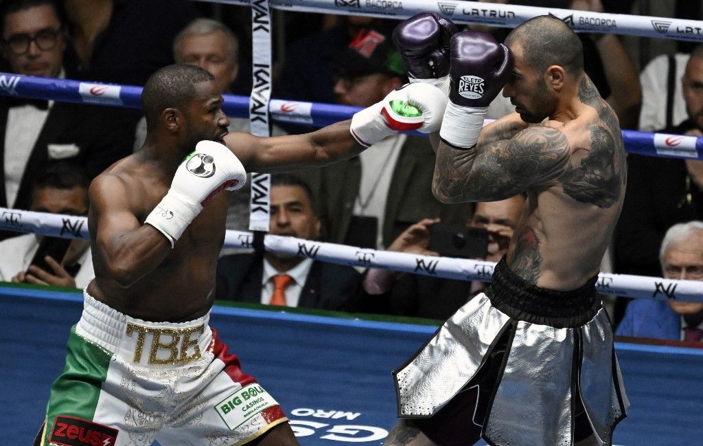 Floyd Mayweather elképesztő technikával védekezett és csodálatos pontossággal ütött