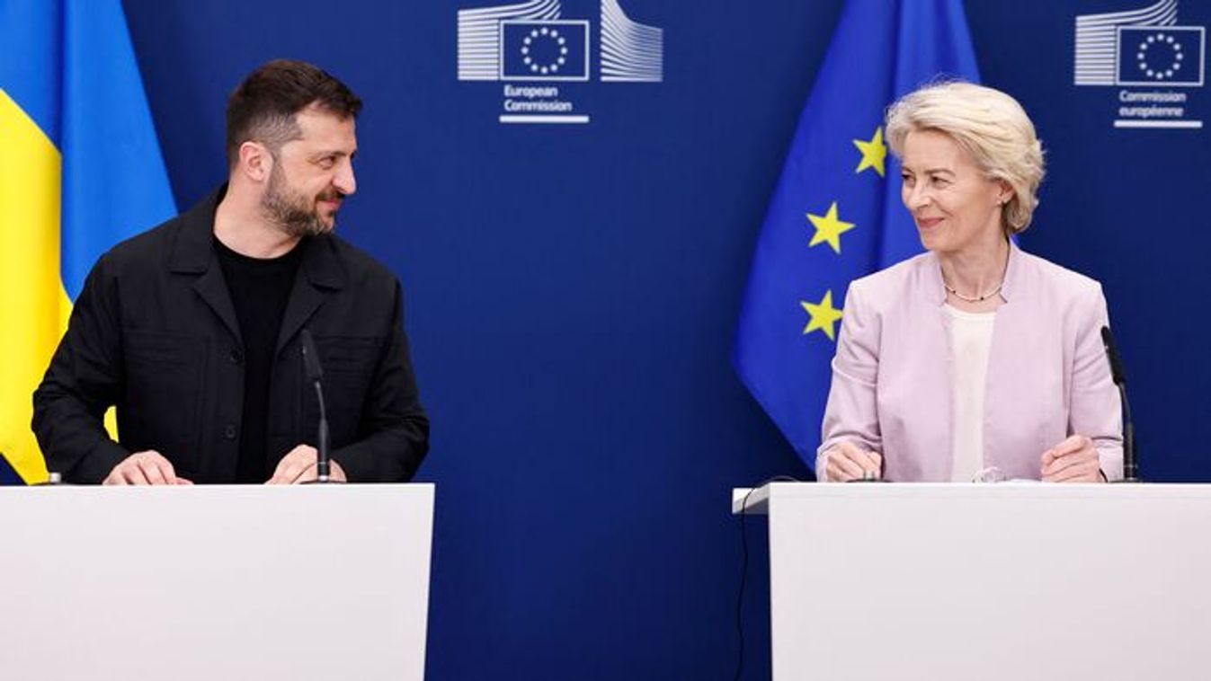 Ukrainian President Volodymyr Zelensky and EC President Ursula von der Leyen (Photo: AFP)