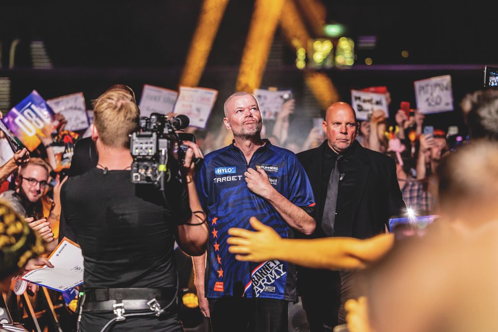 Elkezdődött a háromnapos darts-őrület az MVM Dome-ban