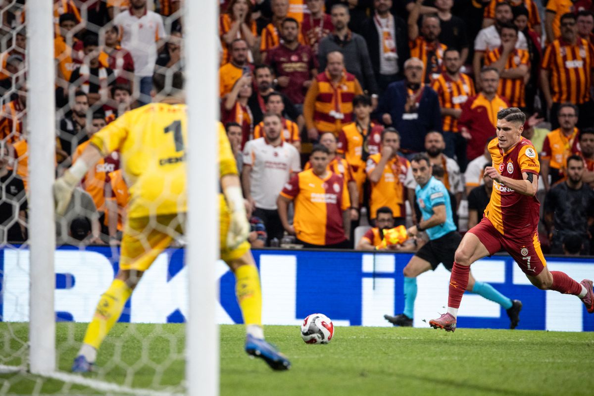 Roland Sallai of Galatasaray attacks during the Trendyol Super League match between Galatasaray and Konyaspor at the Rams Park on September 22, 2025 (Photo by Burak Basturk / Middle East Images via AFP)