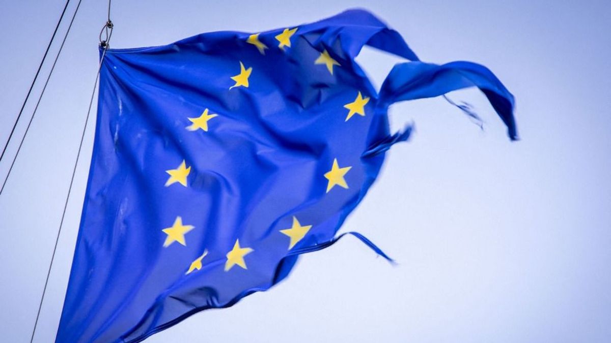 Megdöbbentő, min vitáznak Brüsszelben, miközben Európát ellepik az illegális bevándorlók