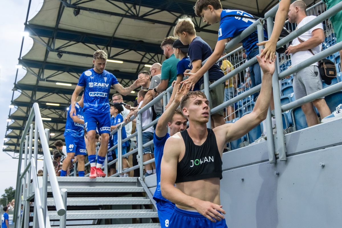A ZTE játékosai ezúttal elégedetten pacsizhattak a szurkolókkal, a Kazincbarcika ellen megszerezte szezonbéli első NB I-es győzelmét a csapat