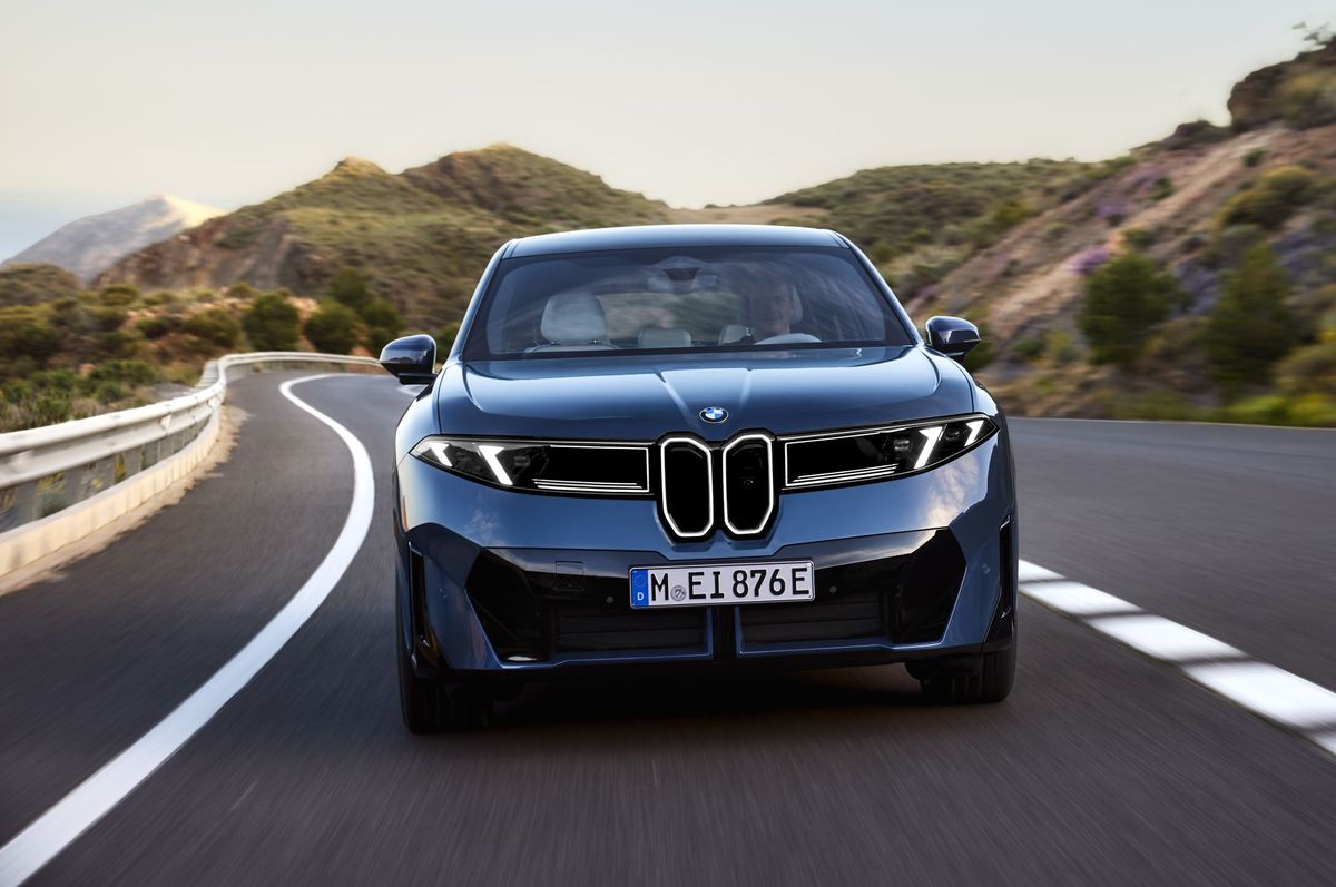 BMW iX3