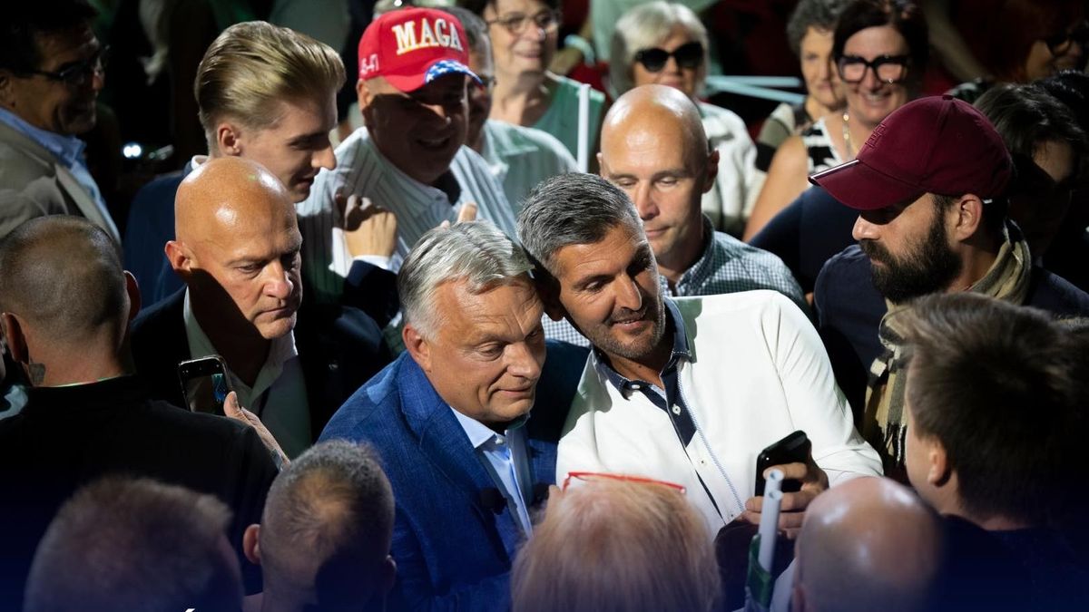 Orbán Viktor Facebook oldala