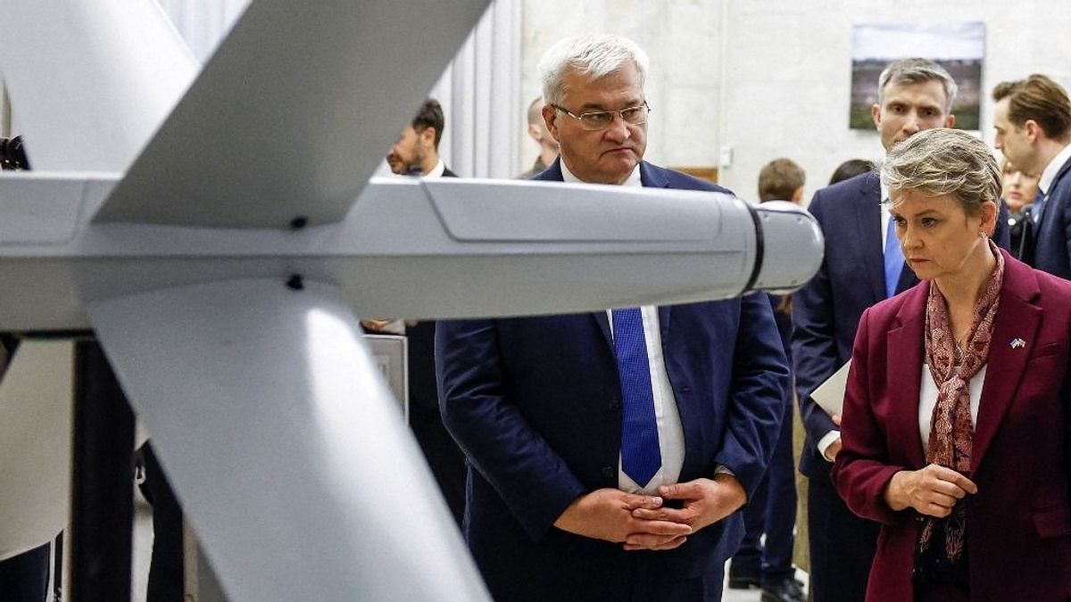 Ukrán külügyminiszter: fegyvereink elérik Oroszország bármely katonai létesítményét