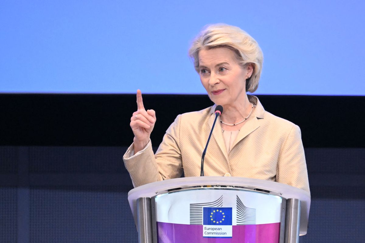 Donald Trump és Von der Leyen egyeztetenek 