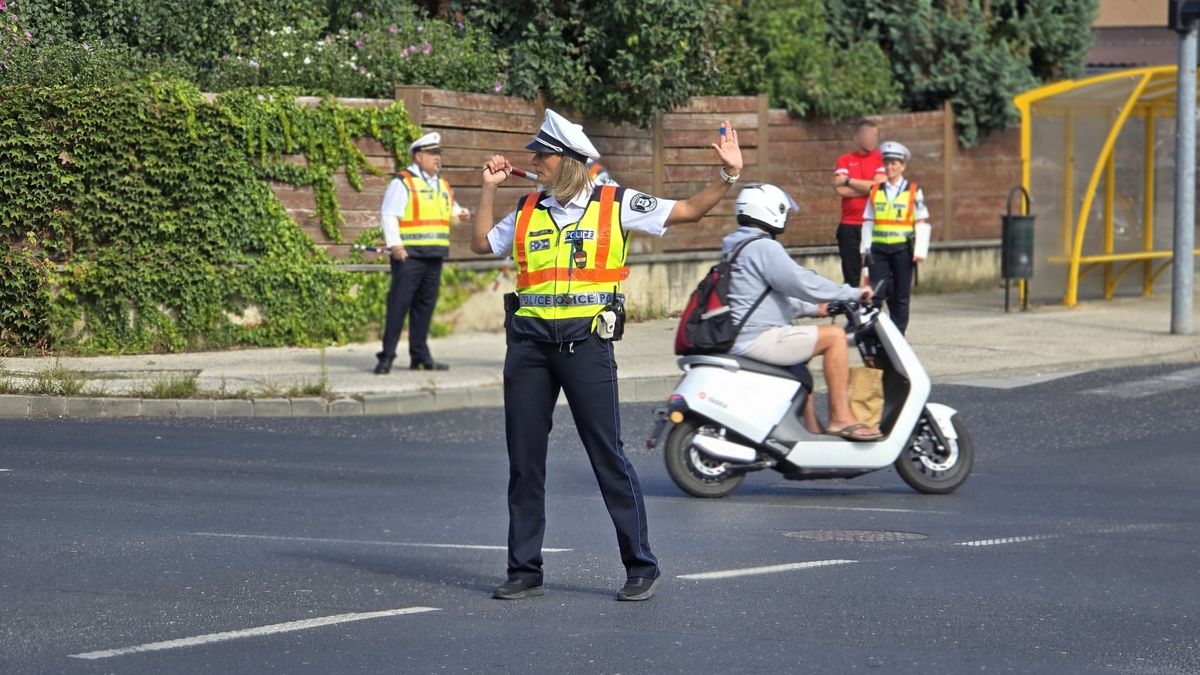 Kiderült, hogy melyik KRESZ-szabályra emlékeznek alig a magyar autósok