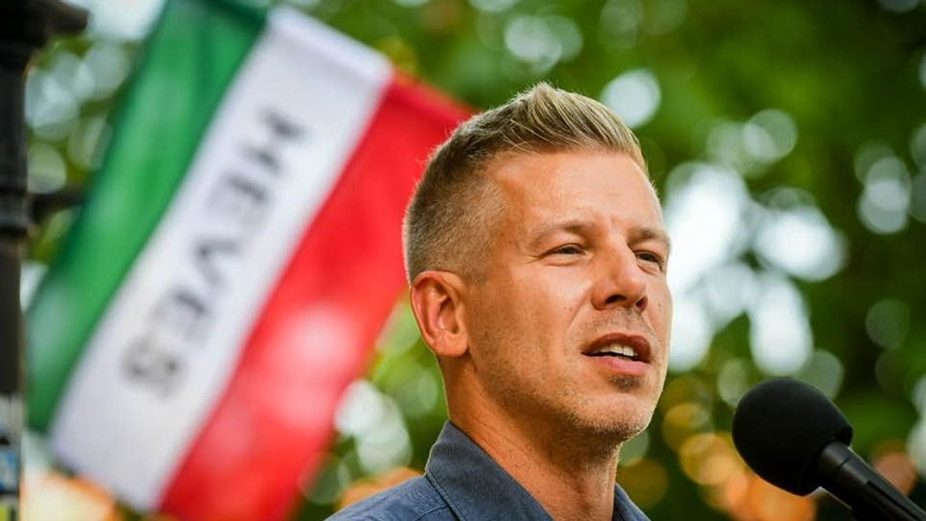 Rétvári Bence: Most, hogy nem az első sorban tapsol Orbán Viktornak, balhézni megy Magyar Péter Kötcsére