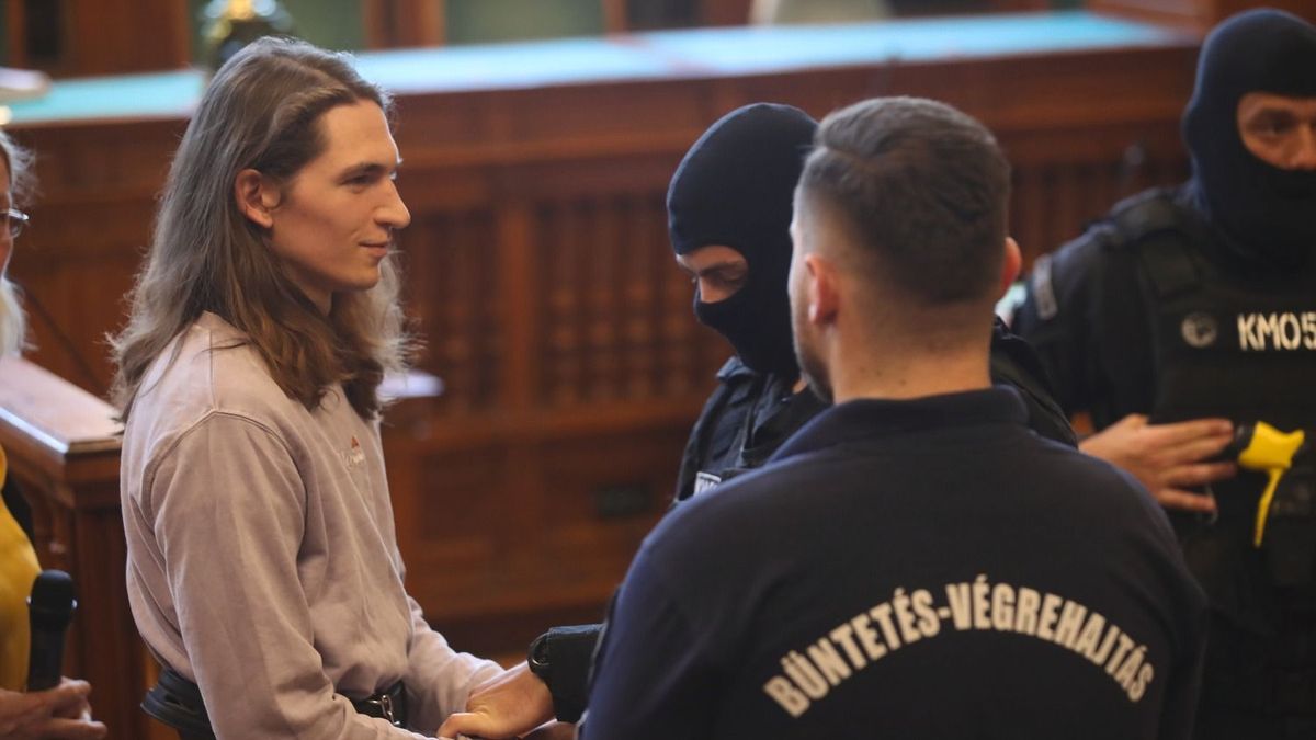 Így dolgozik az Antifa: halállista, bombakészítési útmutató, véres támadások