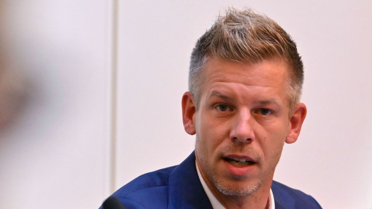 Tőkekivonás, erősödő bürokrácia, átláthatatlan adózás, ezt okozná a Tisza által tervezett újabb adóemelés