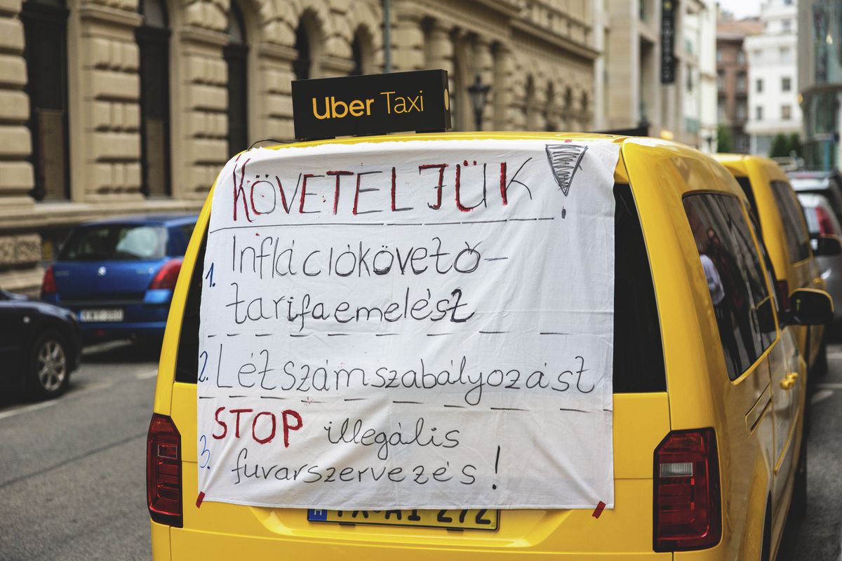 taxi tüntetés