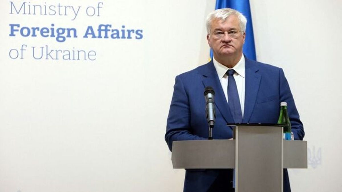 Ukraine Foreign Minister Cancels Budapest Visit