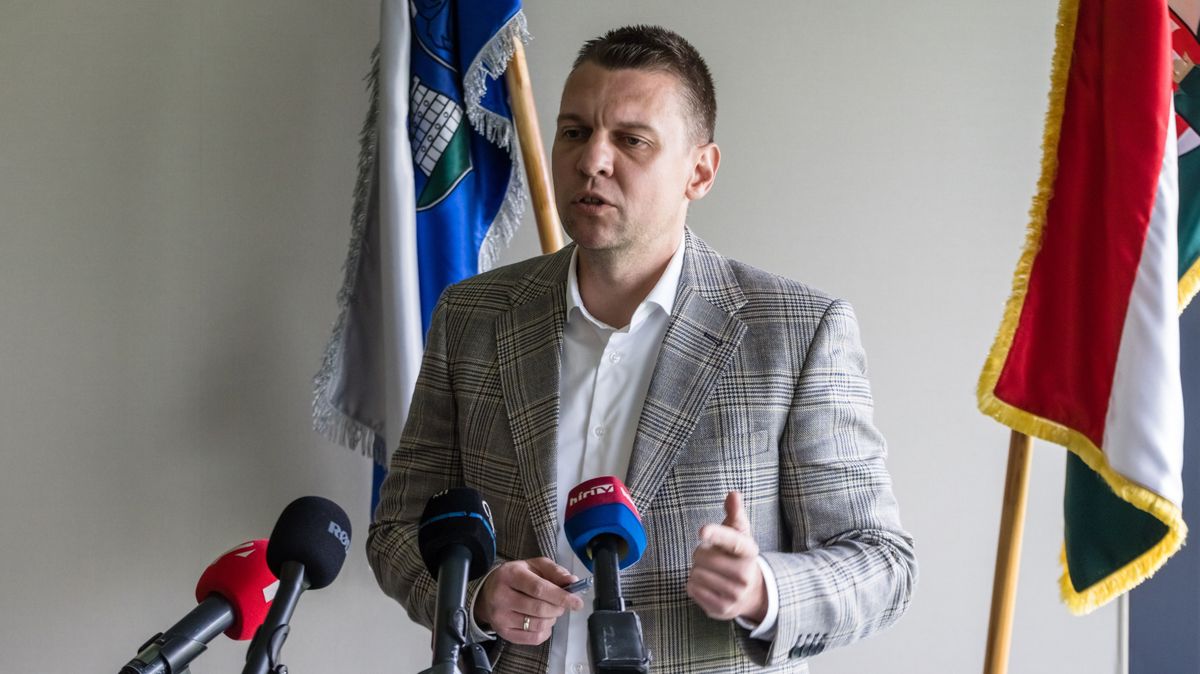 Menczer Tamás: Ismét elhurcoltak kényszersorozás során egy magyart Kárpátalján