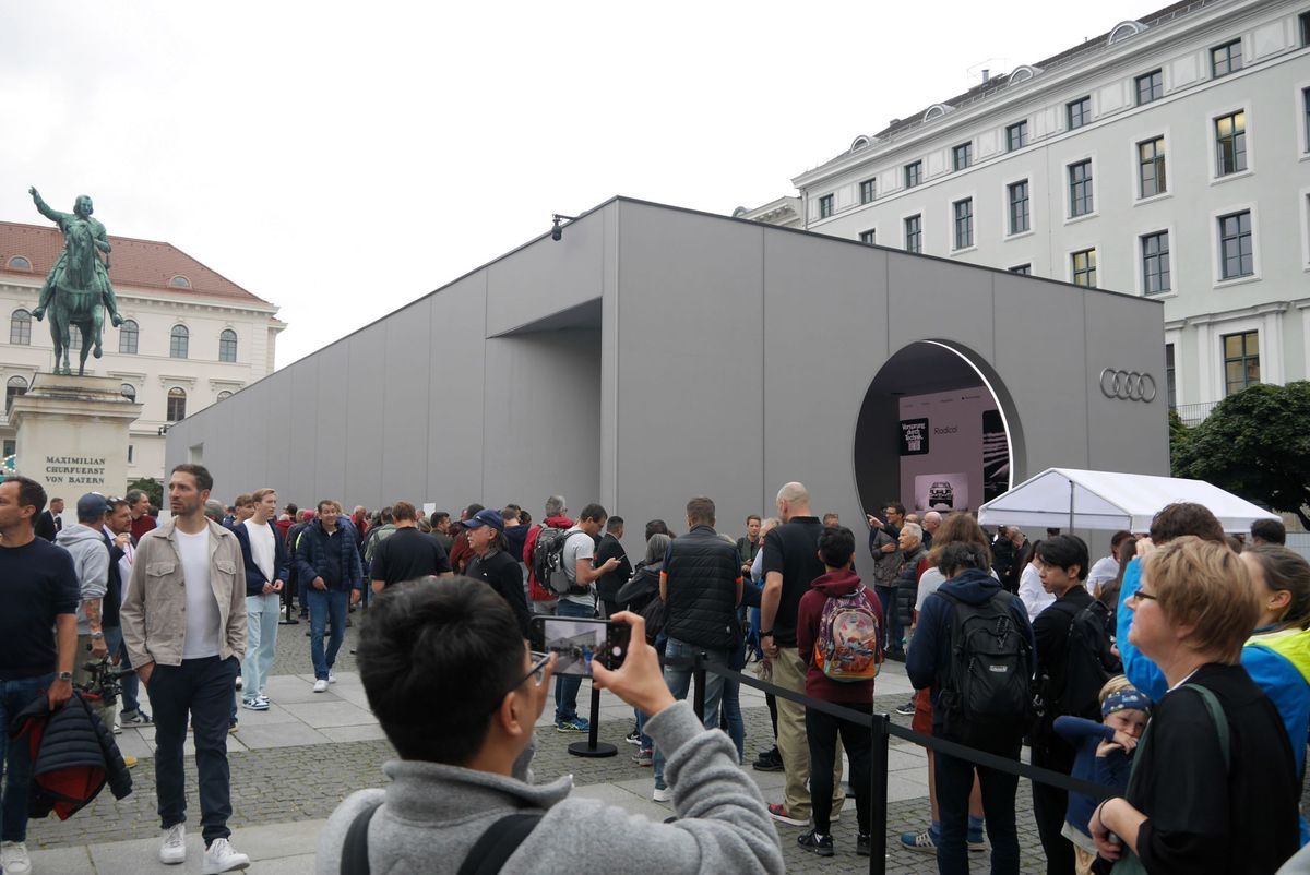 Müncheni Autószalon