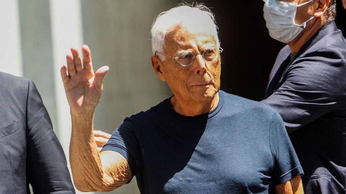 Giorgio Armani a békéért emelte fel szavát