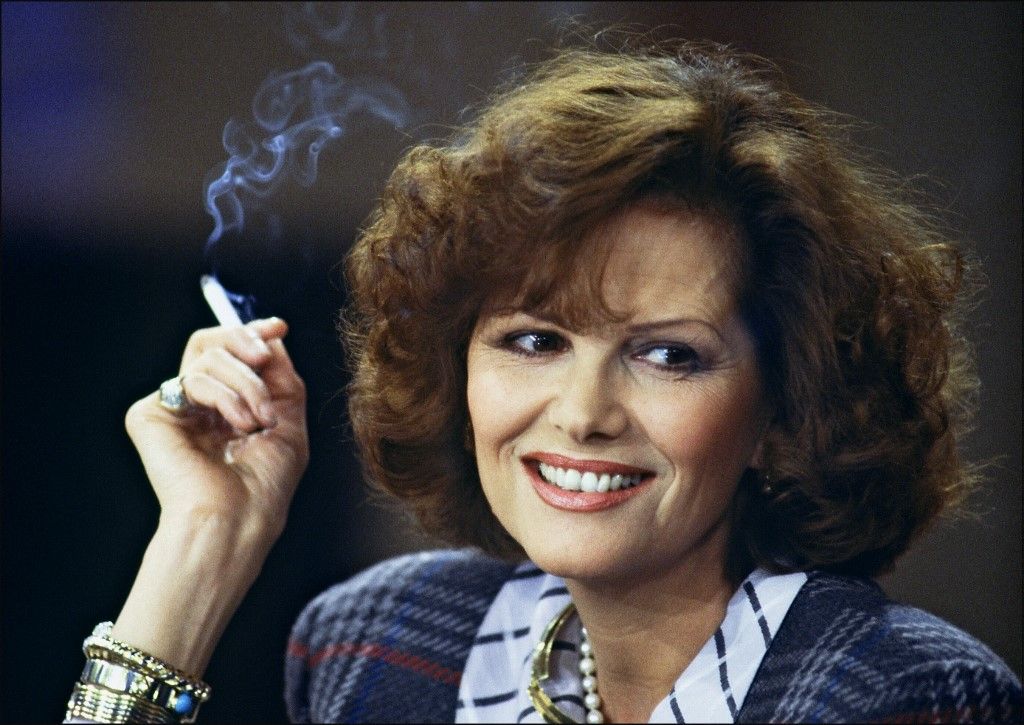 (FILES) Picture taken 17 March 1987 in Paris of Italian actress Claudia Cardinale, who was born 15 april 1939, during the presentation of Italian director Luigi Comencini's movie "La Storia". Film star Claudia Cardinale dies aged 87 in the Paris region: agent to AFP. (Photo by GEORGES BENDRIHEM / AFP)