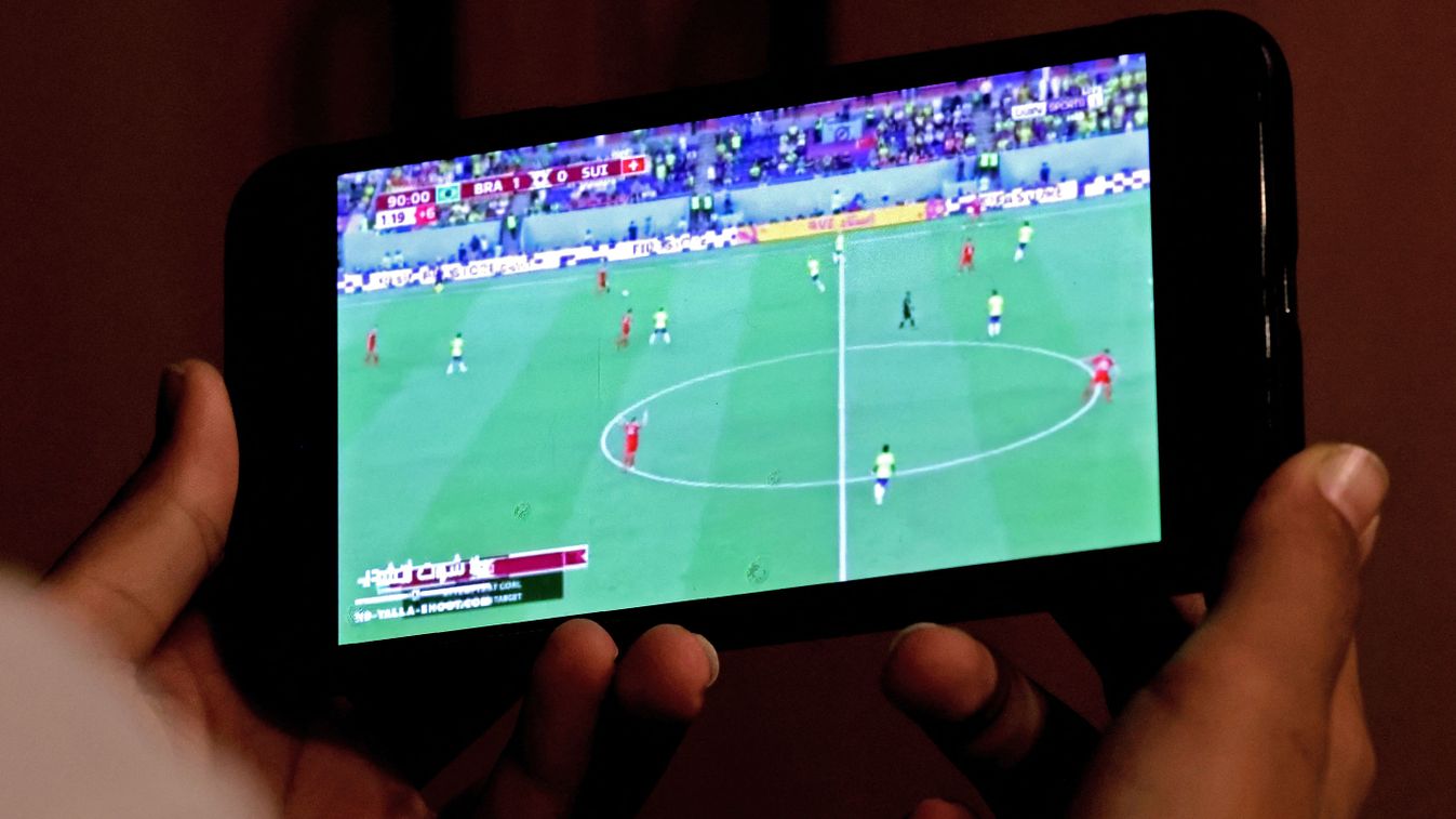 sportkalózoldal, illegális sportközvetítés, streaming, DAZN