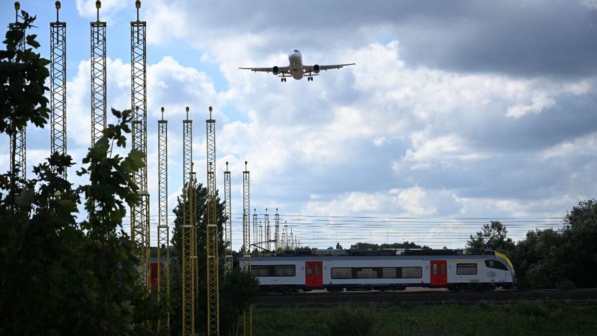 Több mint hetven járatot törölt a brüsszeli nemzetközi repülőtér vasárnap