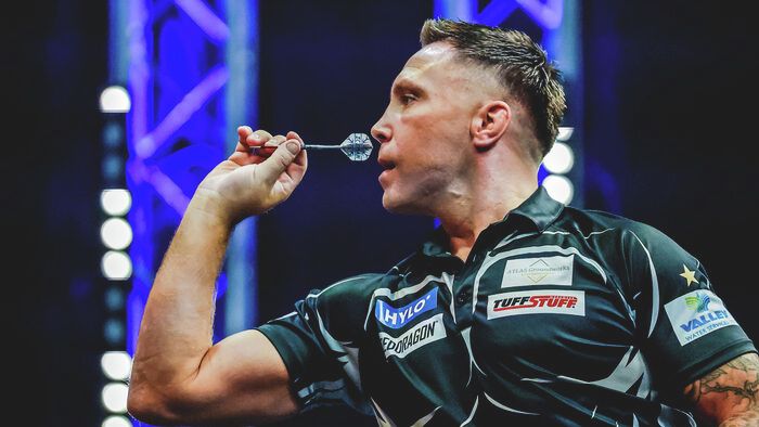 Gewyn Price darts