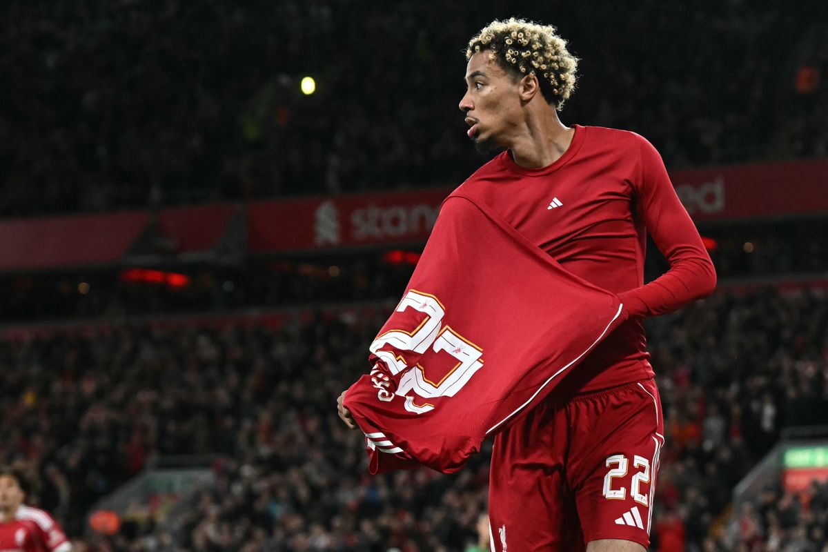 Ekitiké kiállítása miatt nehéz percek vártak a Liverpoolra