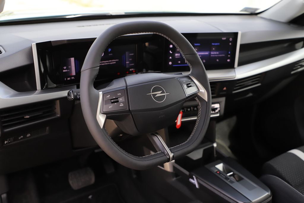 Opel Frontera Hybrid teszt