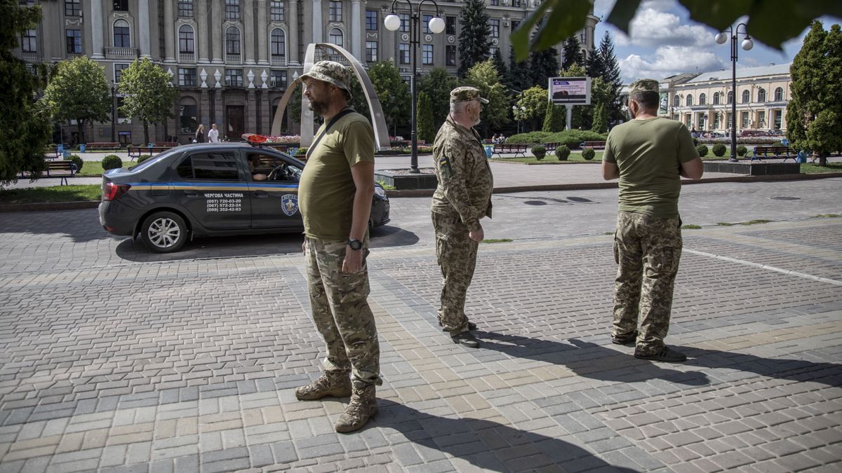 Gúny tárgya lett Zelenszkij emberrablója, ez mentette meg az ukrán férfit a kényszersorozástól