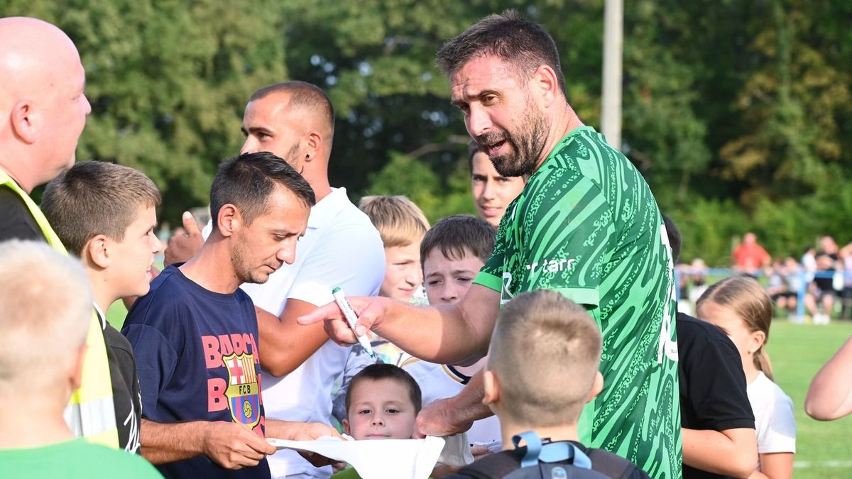 Böde Dánielt megkereste az Újpest, de mit lép nehéz helyzetében Marco Rossi?
