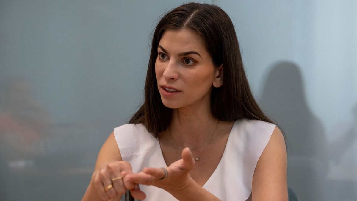 Szentkirályi Alexandra: Csak bátor és patrióta kormány képes megvédeni az országot