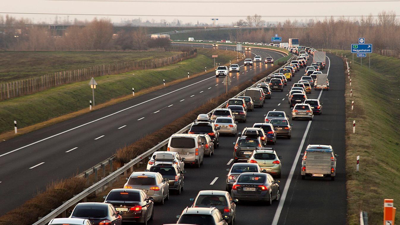 forgalom, autopálya, dugó, káosz