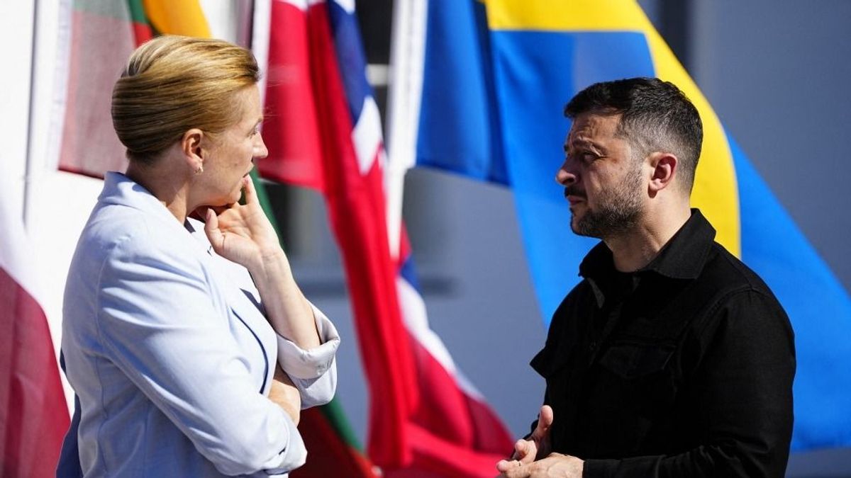 Itt a bejelentés, amelyben Zelenszkij bízott