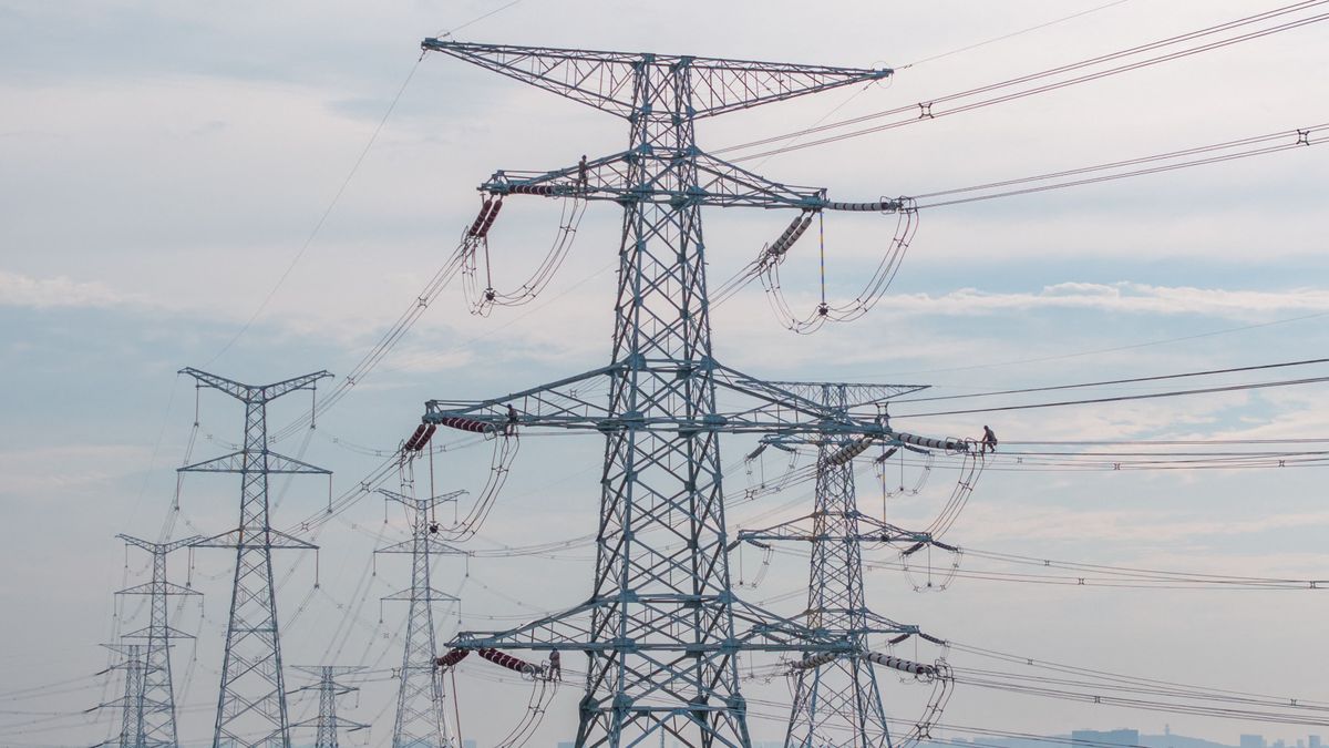 Szélsőbaloldaliak sötétségbe és káoszba taszítják Berlint