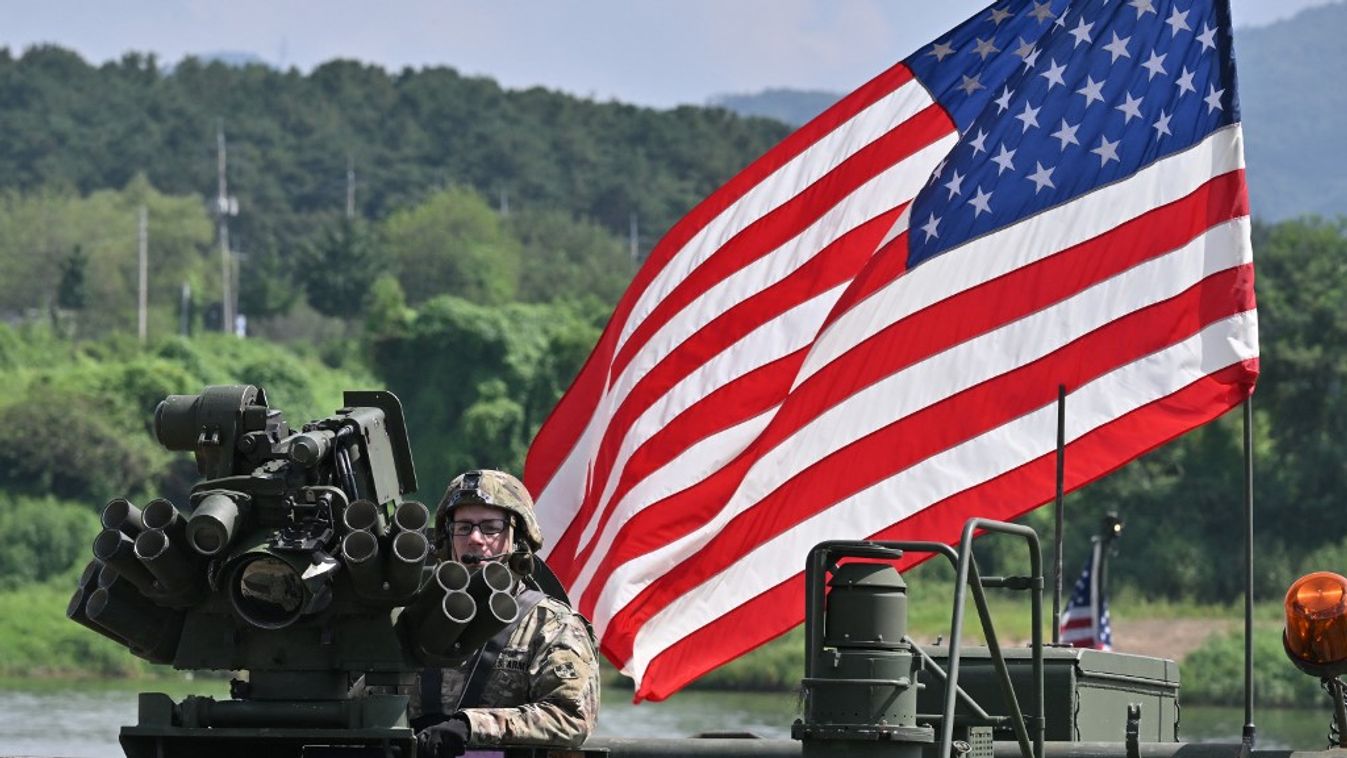 Amerikai katonák is részt vesznek a hadgyakorlaton (Fotó: AFP)