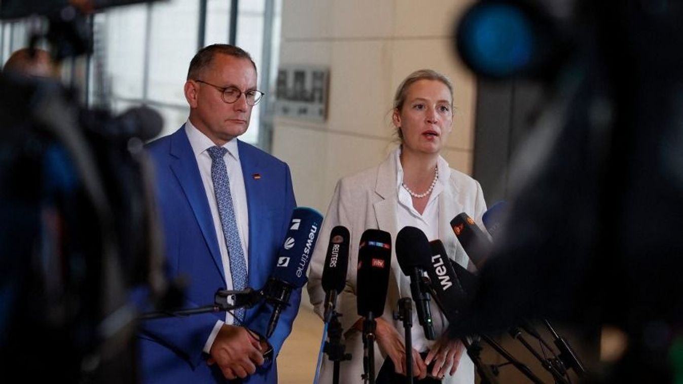 A rendőrség szerint egyelőre semmi nem utal idegenkezűségre (Fotó: AFP)