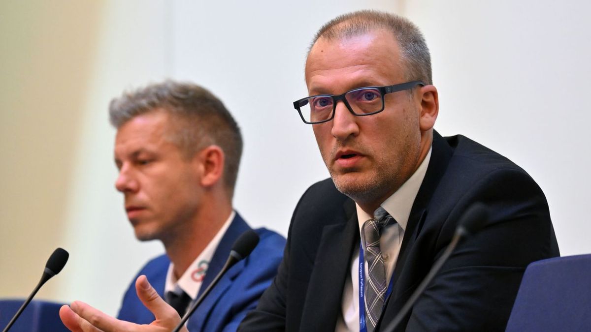 Itt a vég, brutális lejtmenetben van a Tisza párt